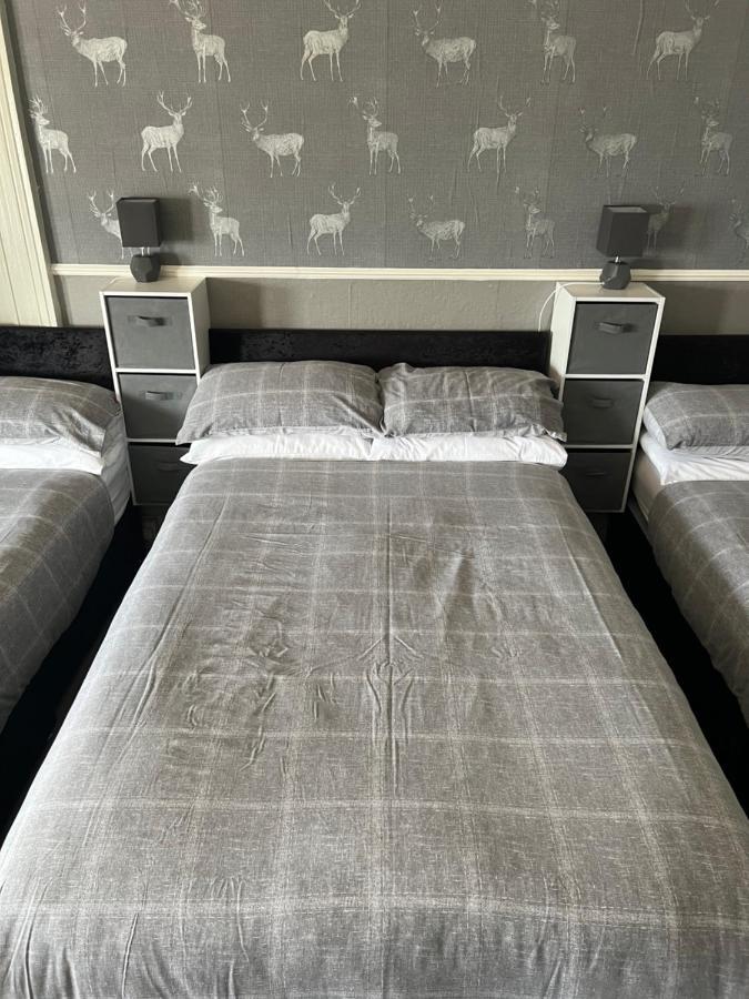 Mccoinnich Rooms Dundee Bagian luar foto