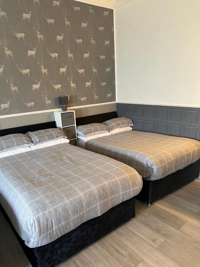 Mccoinnich Rooms Dundee Bagian luar foto